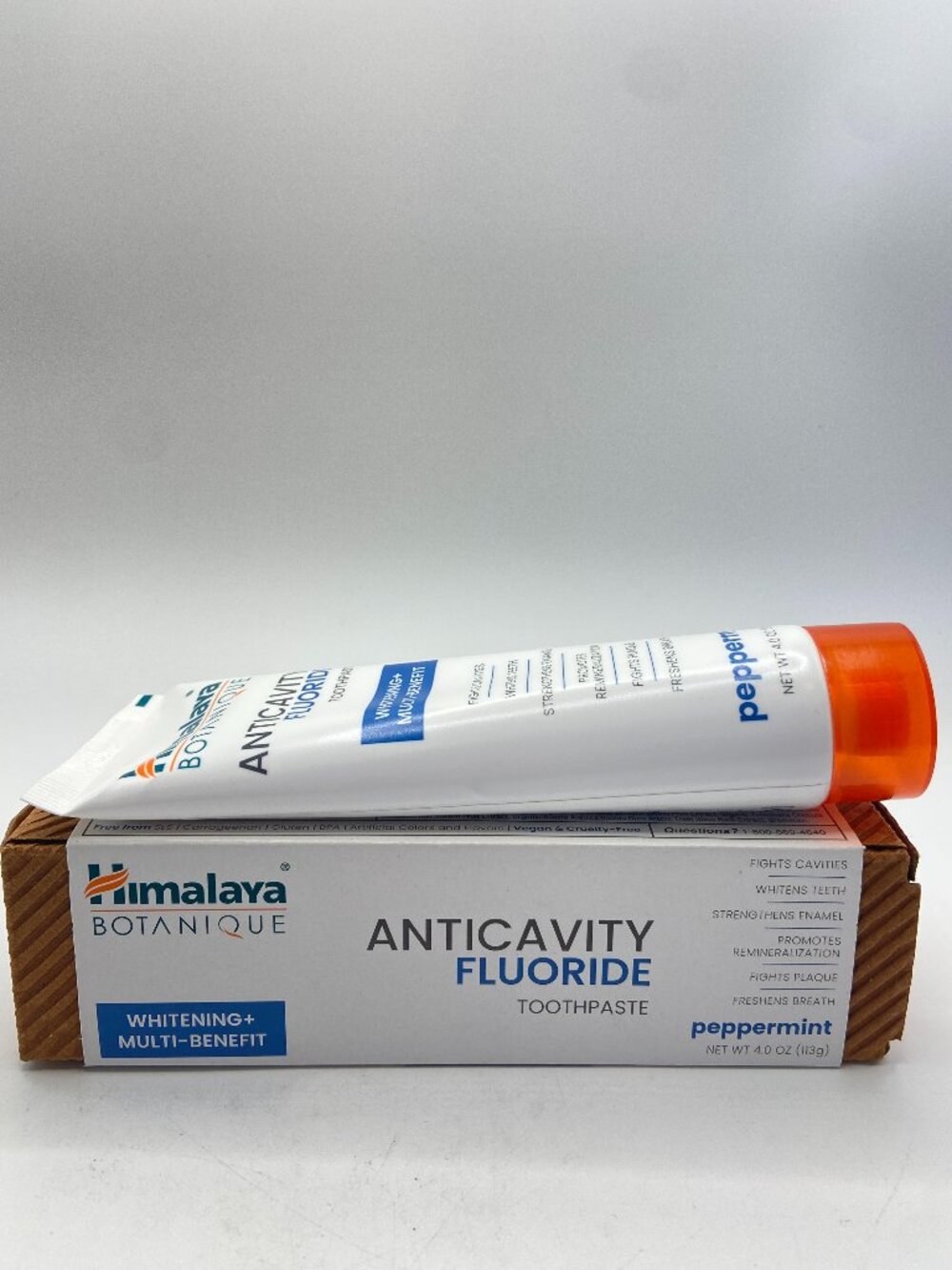 Himalaya Botanique Anticavity Whitening Toothpaste — Peppermint 4.0 oz NIB